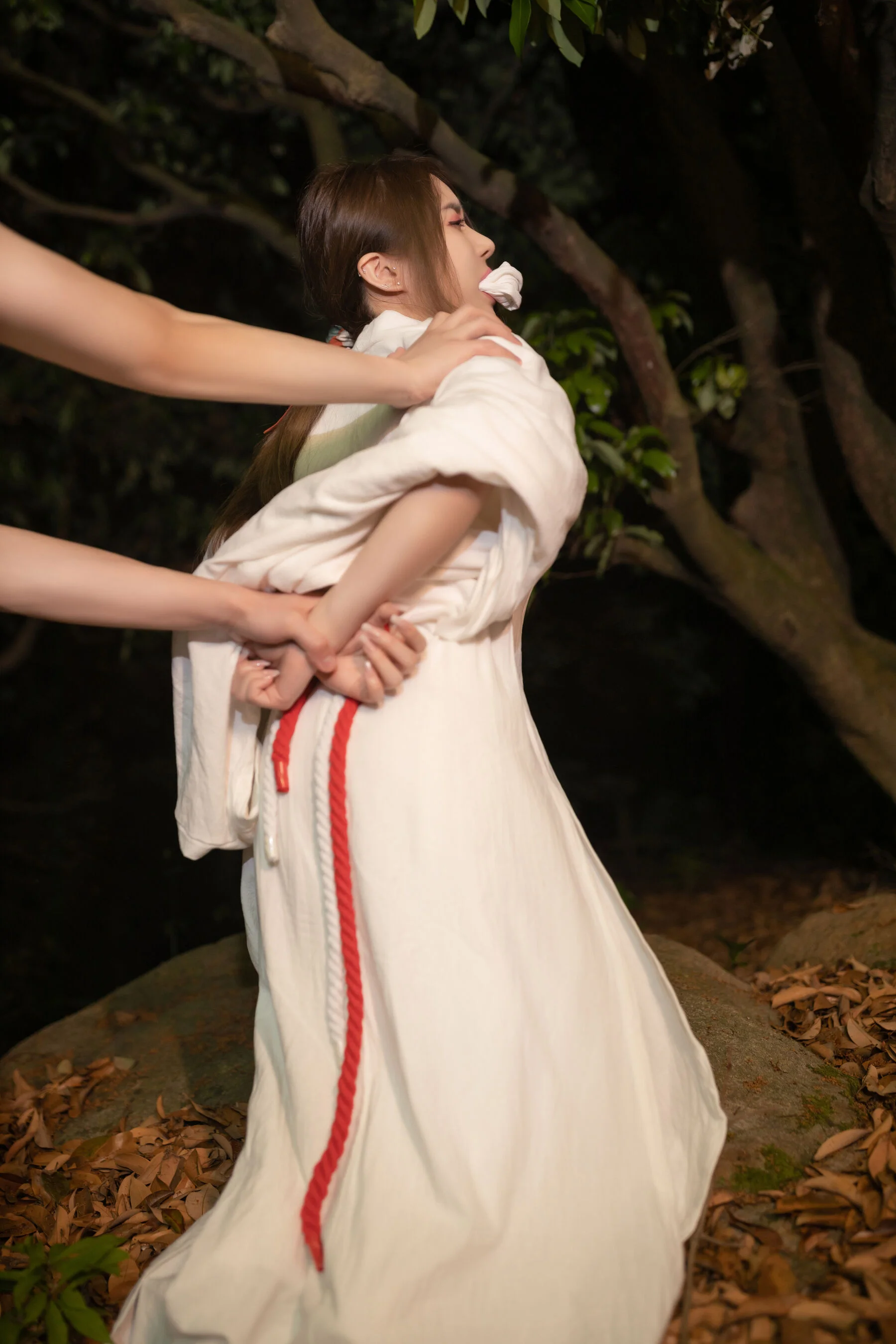 鱼子酱Fish《小树林的故事》 - Photo 3