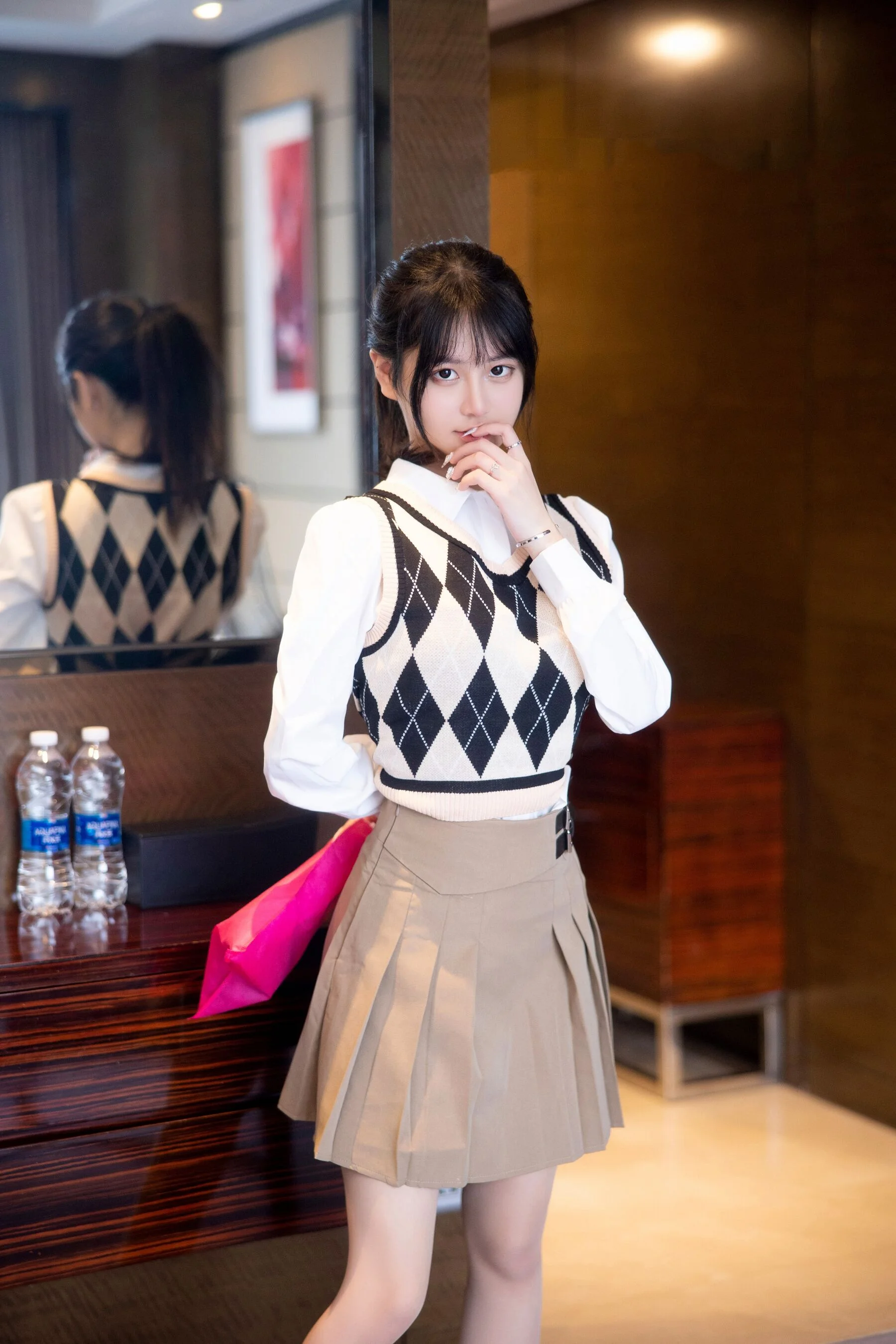 谢小蒽《电动棒》 - Photo 8