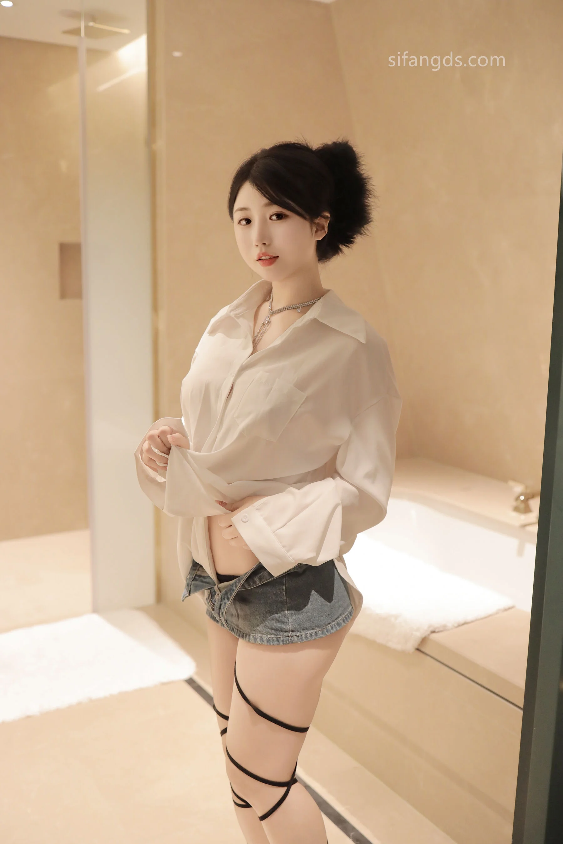 陈小花《私购流出》 - Photo 3