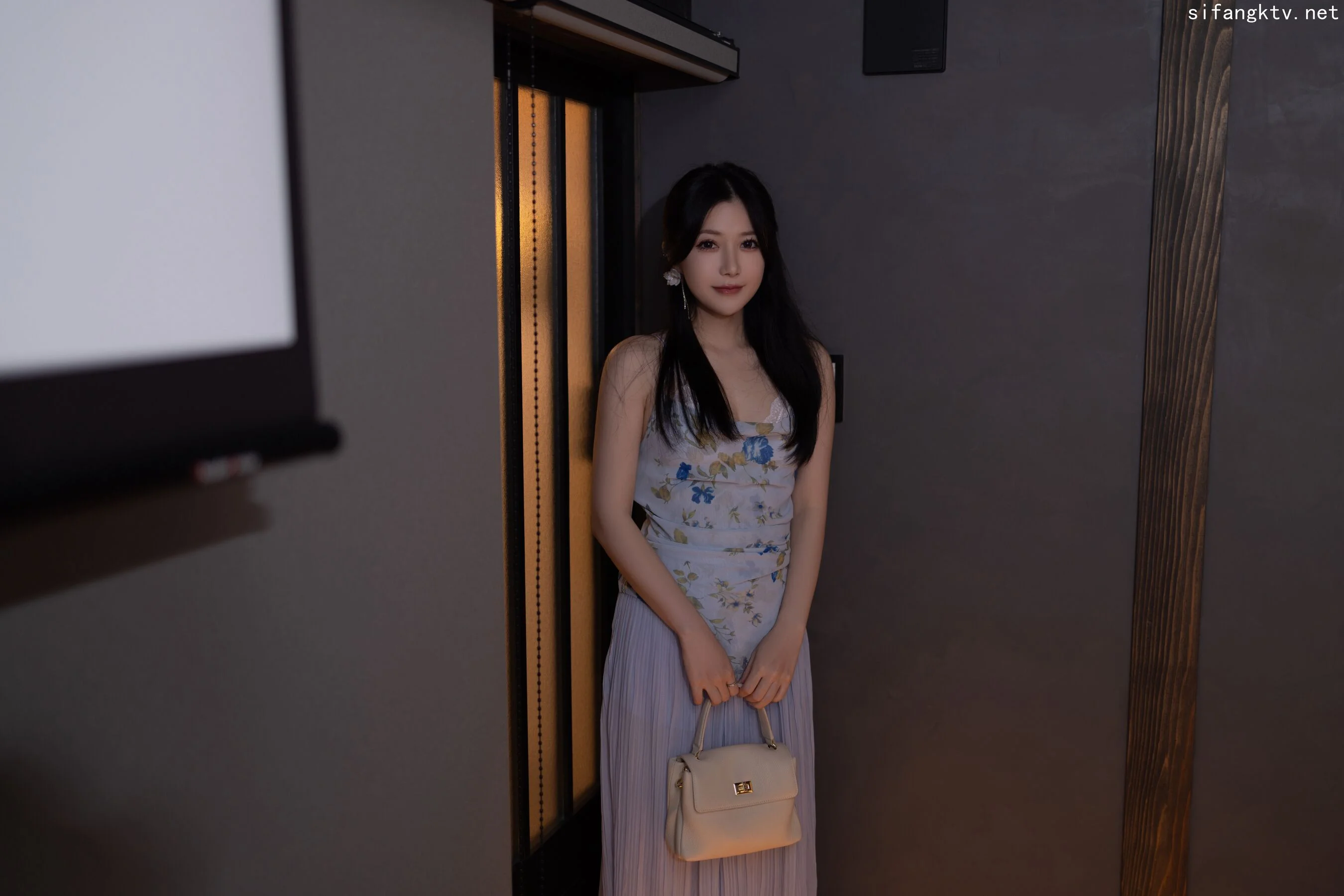 鱼子酱Fish《她的体香》 - Photo 2